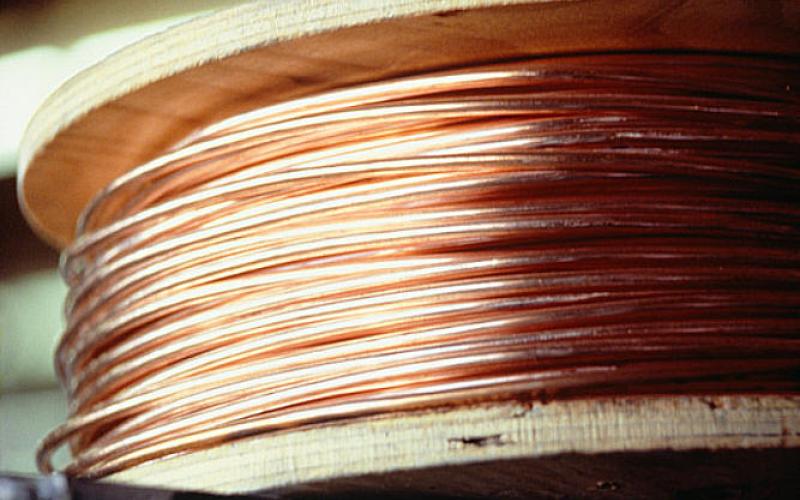 القبض على ثلاثة أشخاص امتهنوا سرقة الكيبلات الكهربائية