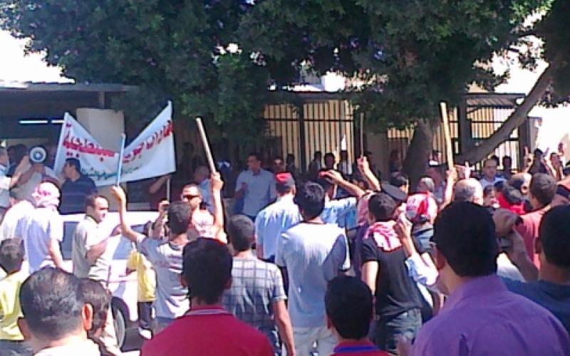 صور.. اعتداء يوقف مسيرة قميم في اربد وآخر في سحاب.. وتهديد للحراك في جرش