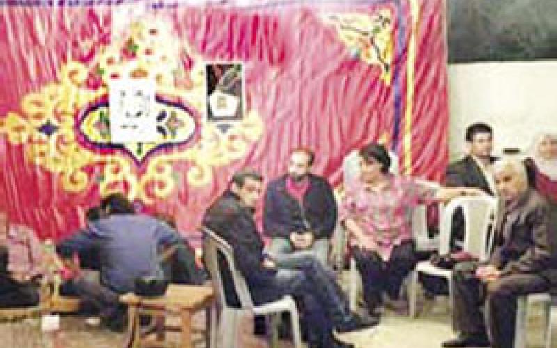 إعتصام مفتوح للمضربين عن الطعام تضامنا مع الاسرى