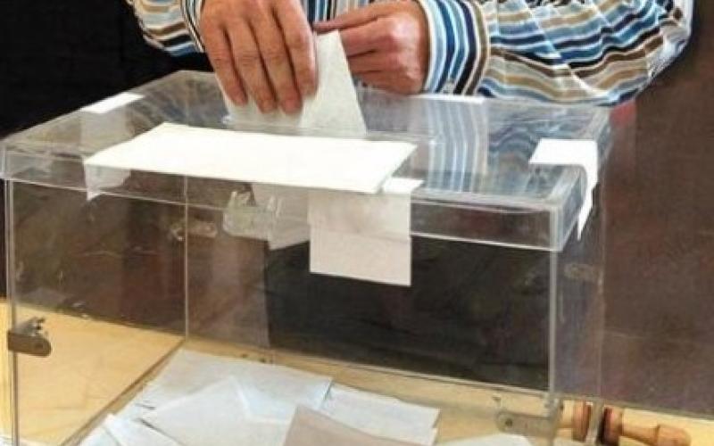 إضراب عدد من لجان تسجيل الانتخابات البلدية في عمان