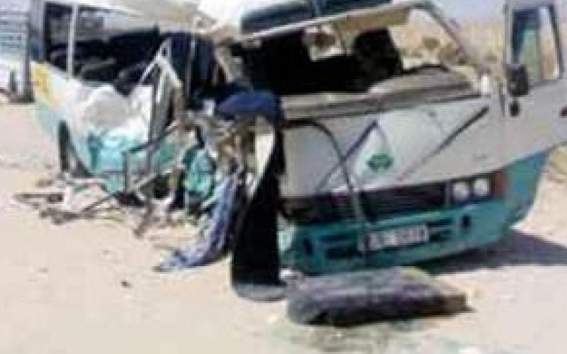 إصابة 13 بينهم أطفال بحادث سير في الكرك