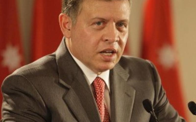 الملك:لا أحد يعرف كيف يتعامل مع أحداث سوريا