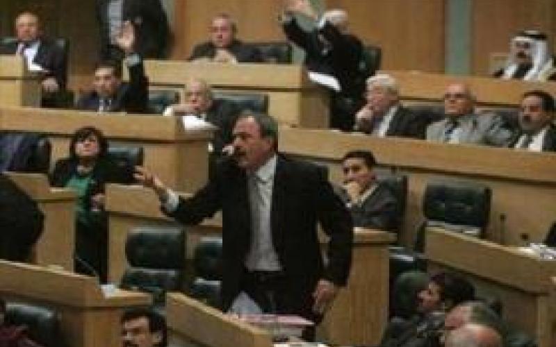 النائب النمري يطلب ملفات تحقيق موارد ويتخوف من التغطية على فساد الشركة