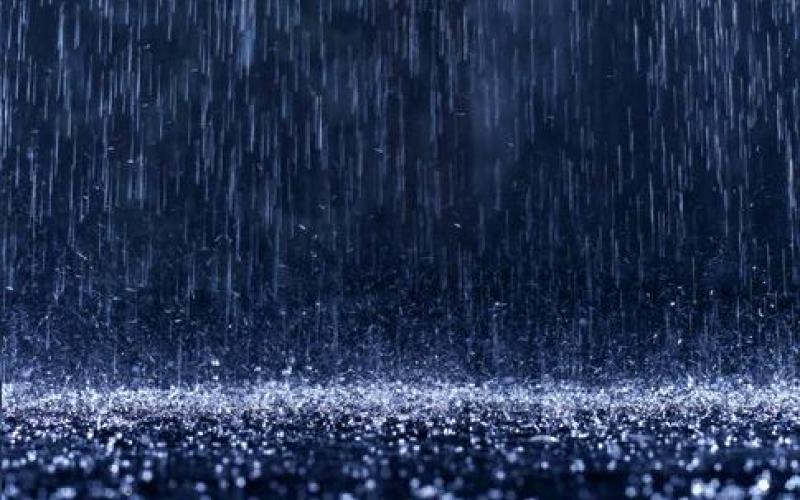 طقس بارد وأمطار متفرقة مساء الاربعاء