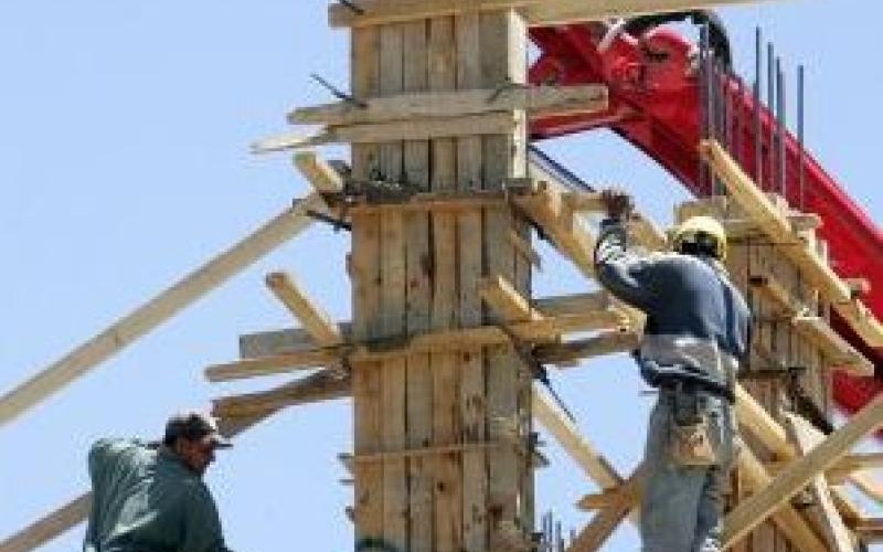 العمل النيابية تعد برد قانون الضمان وتعديل قانون العمل