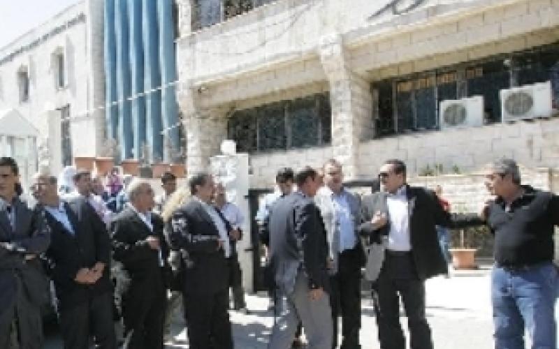 الدستور تتراجع عن إحالة الشريف لمجلس تأديبي