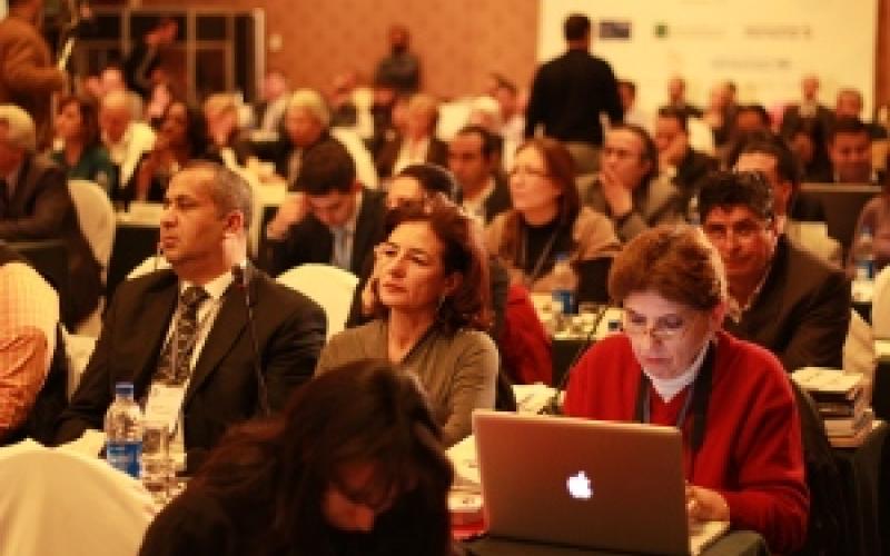 المدافعين عن حرية الإعلام: الإعلام التقليدي يخسر معركته