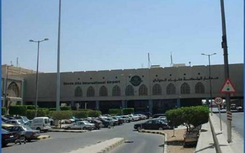 منع دخول ناشط حقوقي في مطار الملكة علياء وعودته لبريطانيا