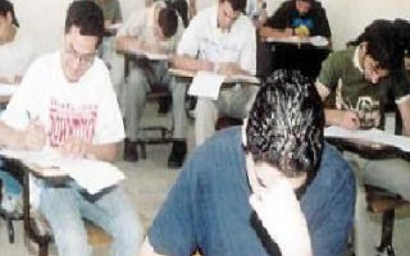 التربية: لا إلغاء لامتحانات التوجيهي في السلط