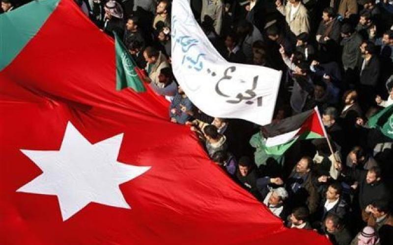 استطلاع: حالة الديمقراطية في 2011 تتشابه مع 2009