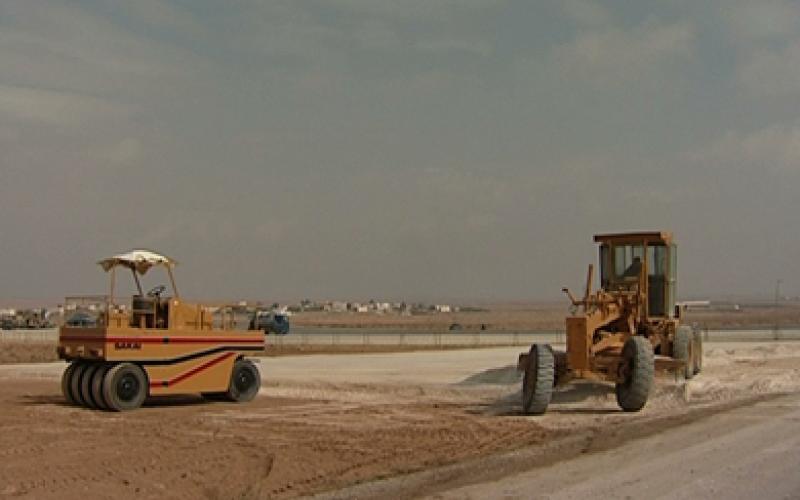 ثلاثة مخيمات للاجئين السوريين بالأردن 