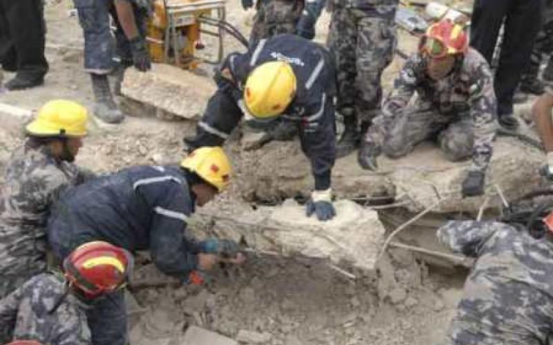 المحطة: الامانة تهدم بناية 