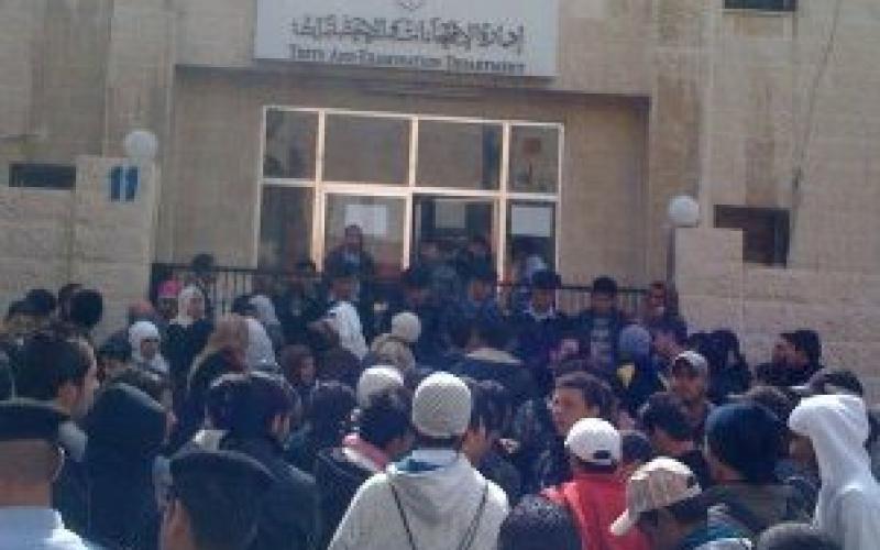 التربية: نتائج التوجيهي صحيحة 100% بعد مراجعة 5000 دفتر