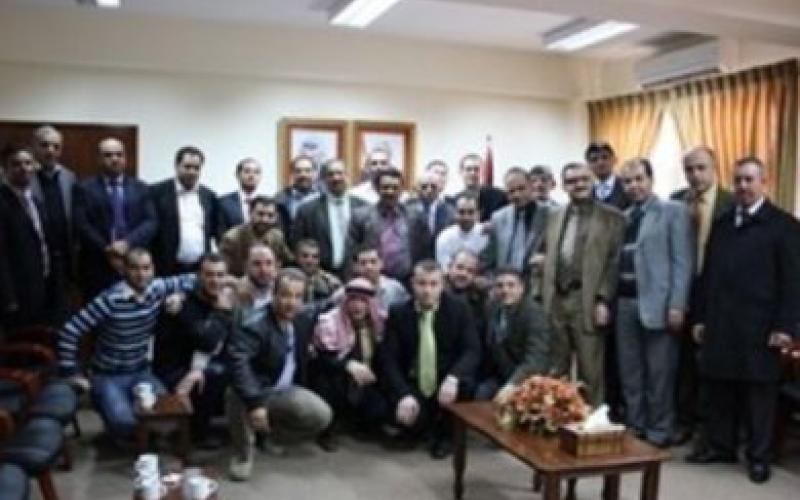 وفد نقابي أردني يزور الخليل للاطلاع على الانتهاكات الإسرائيلية