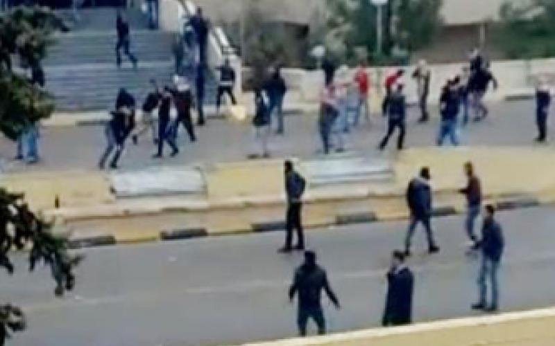 الأردنية: جلوس فتاة مع زميلها يتسبب بمشاجرة عشائرية