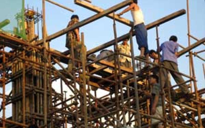 الإحصاءات: تراجع في مساحات البناء المرخصة