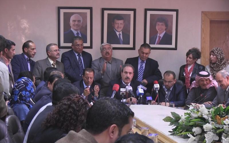 تجمع نيابي من 33 نائبا: ملف الفوسفات لن يغلق