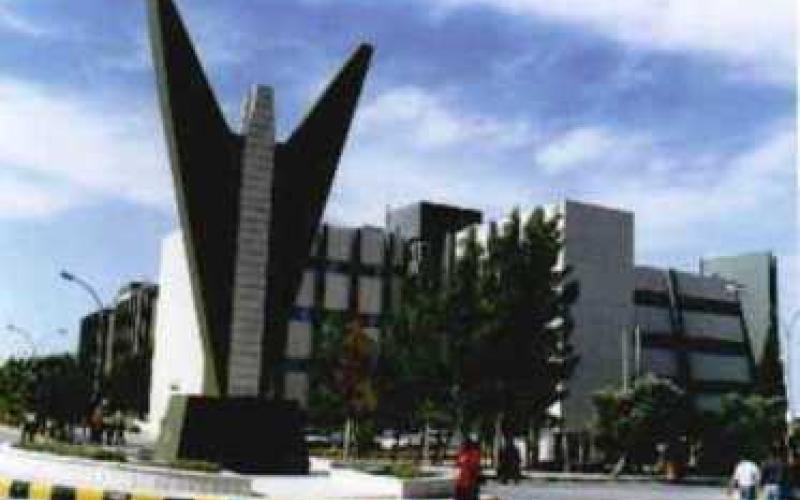 طلبة يشتكون من اعتداء آخرين في "اليرموك"