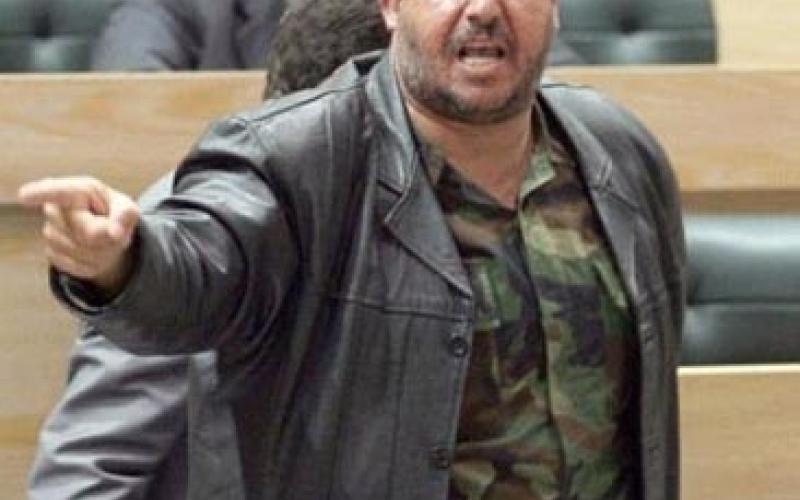 فيديو هجوم السعود على حدادين وتوجيه ألفاظ نابية بحقه