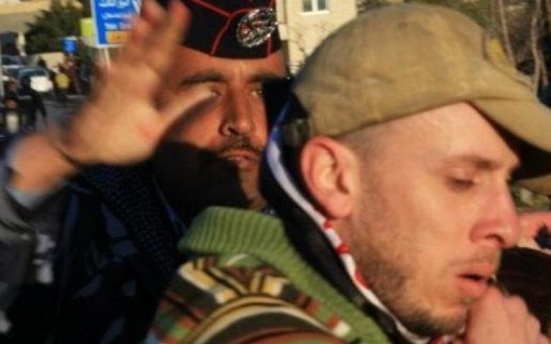 ثلاثة من معتقلي الرابع يضربون عن الطعام