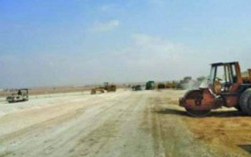 دعوات لفتح مخيم للسوريين والكف عن سياسة الضباب