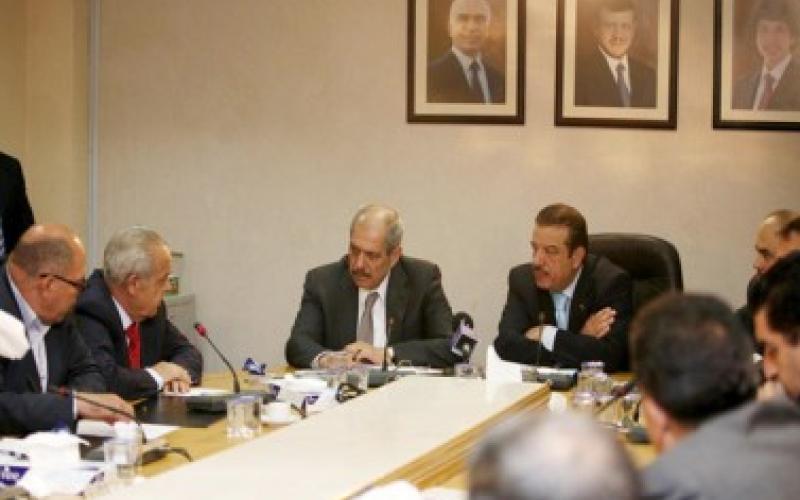 الطراونة يتعهد بمواصلة الإصلاح ومطالبات بالتركيز على الاقتصاد