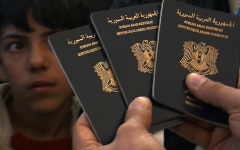 الفلسطينيون والسوريون في الاردن: لاجيء عن لاجيء بيفرق 