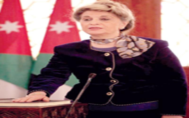 صوت..وزيرة شؤون المرأة لراديو البلد: نريد توعية المجتمع والمرأة بحقوقها وواجباتها