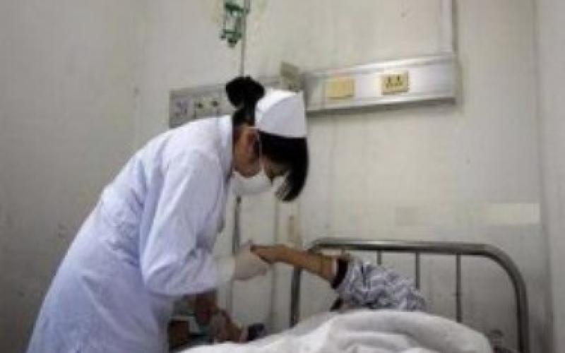 ممرضات ينسحبن من المهنة هربا من التمييز