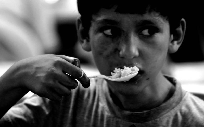 بعد قرض المليارين..أبو حمور يدعو الحكومة لمراعاة الفقراء