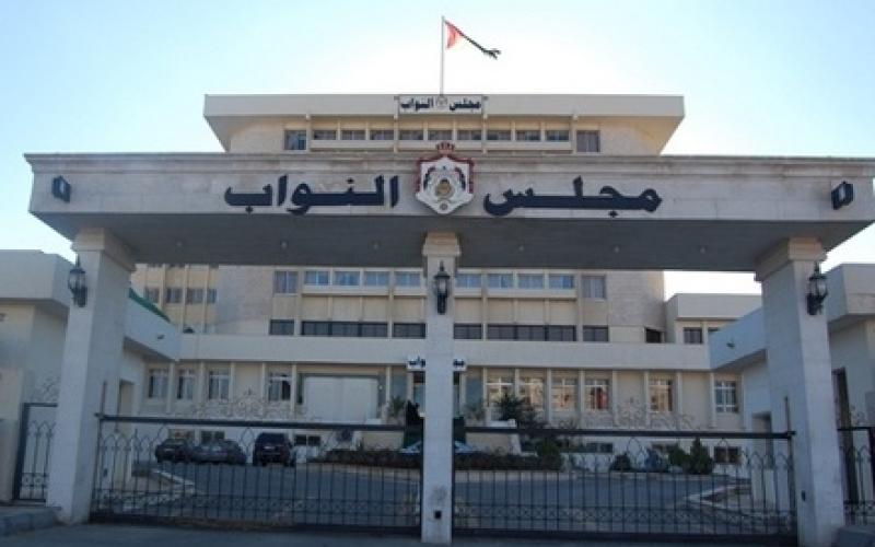 الغياب سمة الاستثنائية والمطروح على اجندتها اشكالي