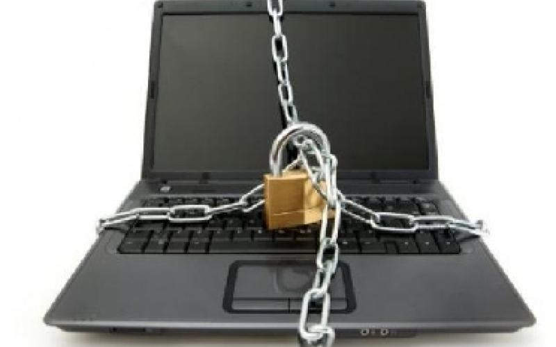 احتواء المواقع: من الذهبي حتى الطراونة