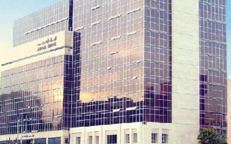 المصري يخلف شومان في رئاسة العربي 