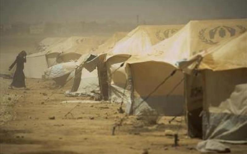 الاحوال الجوية تعمق المأساة في الزعتري- فيديو 