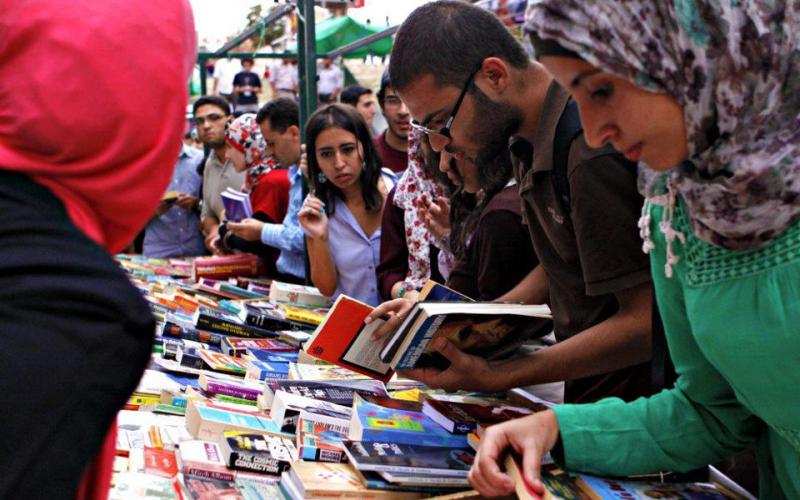 جانب من معرض –نون- للكتب المستعملة 