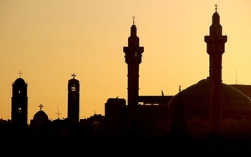 عندما يغيب "المجتمع المدني" عن حقوق الجماعات الدينية 