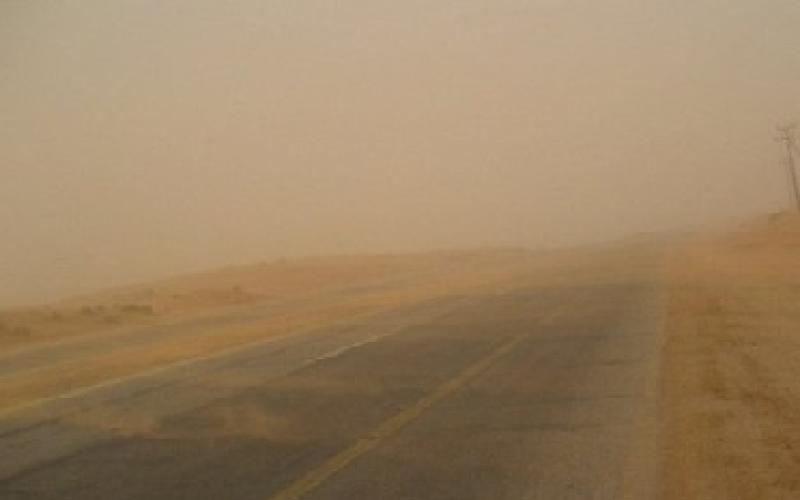 الطريق الصحراوي سالك بحذر 