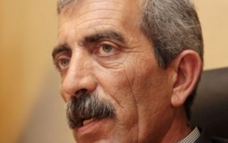 معلمون يدعون نقيبهم للتشاور 