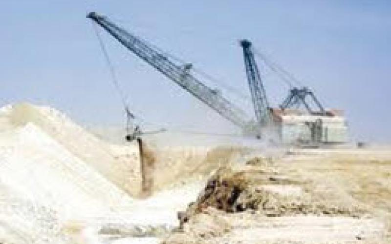 العاملون في الفوسفات ينهون اضرابهم بعد تحقيق المطالب 