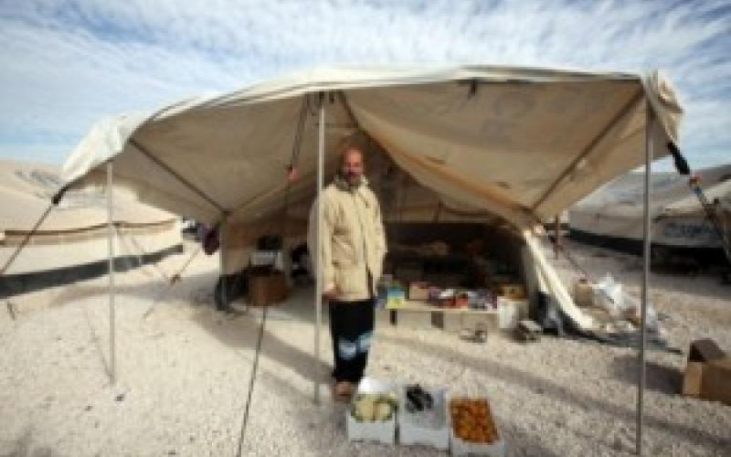 سوق تجاري في مخيم الزعتري - صوت