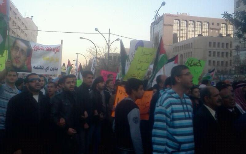 الامن يمنع شباب 24 آذار من العودة الى الدوار 