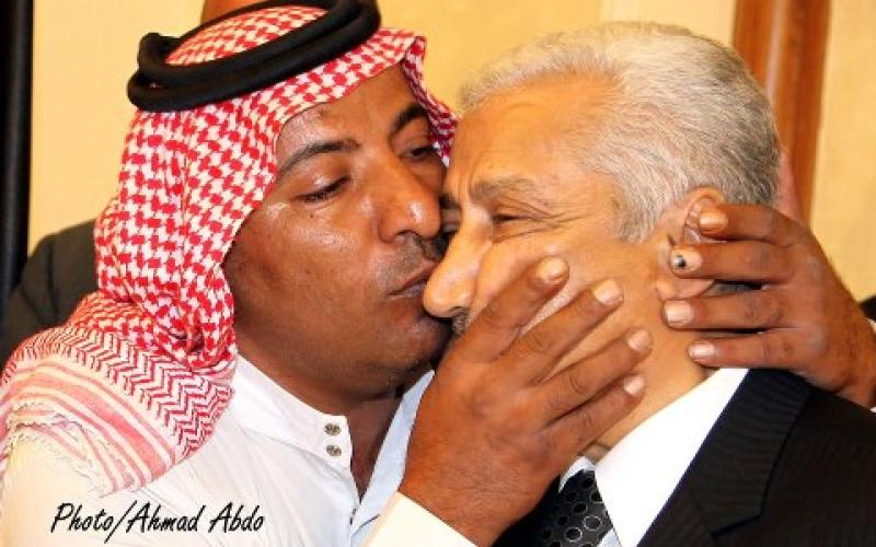 موطن يهنئ النسور بتشكيل الحكومة الجديدة- عدسة احمد عبده