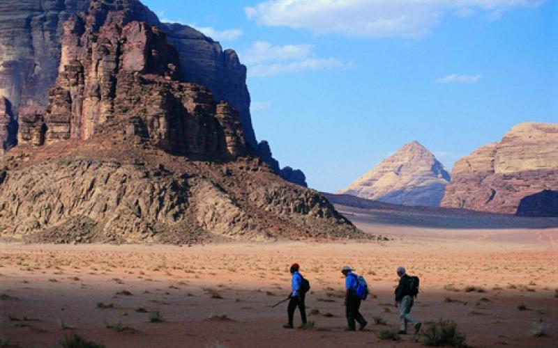 السياحة في خطر