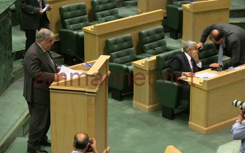 النواب يناقشون ويقترحون حلولاُ للعنف الجامعي دون نصاب- فيديو