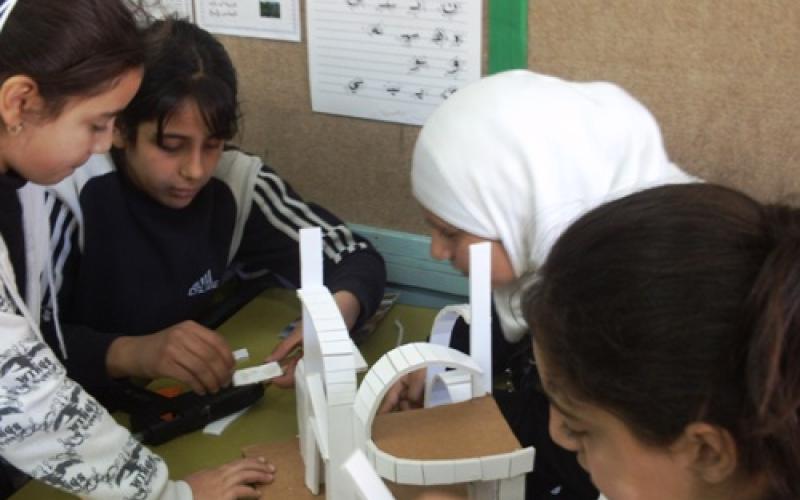 مدارس تنظر الى حصص الرياضة والفن كـ" كماليات "