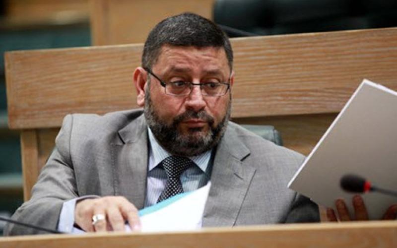 النائب الشيخ يطالب بتشديد الرقابة على النوادي الليلة والخمارات