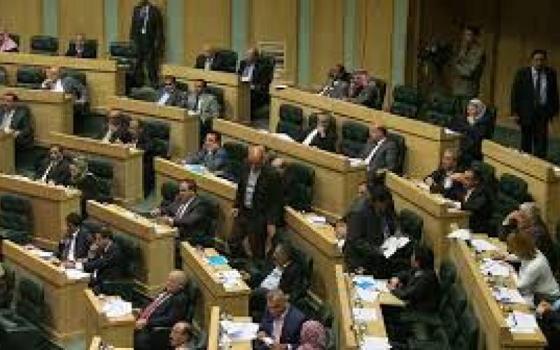 مجلس النواب يناقش قانوني الاستثمار والتنفيذ القضائي المعاد من الأعيان