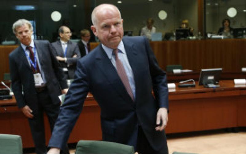 المعارضة السورية تقول إن قرار الاتحاد الأوربي بشأن رفع الحظر على السلاح جاء متأخرا