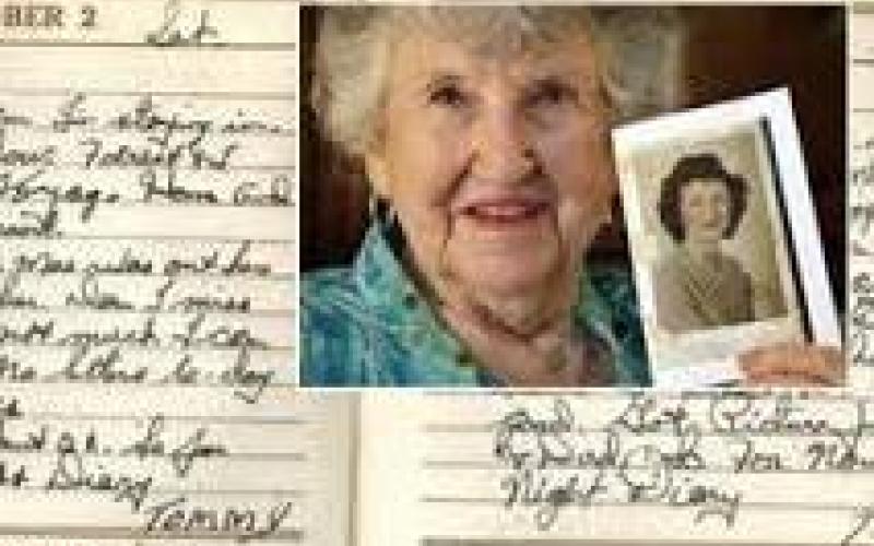 العجوز التي كان يكتب لها حبيبها من الجبهة