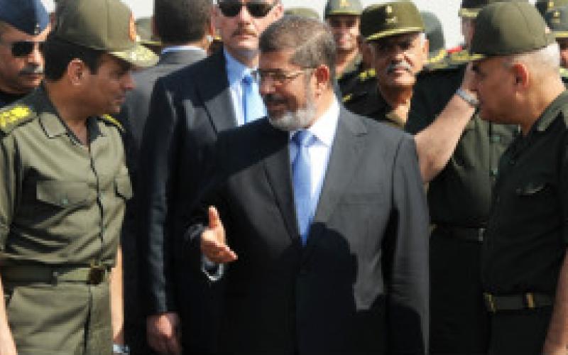 الأزمة في مصر: مقتل 16 شخصا في تجدد الاشتباكات في محيط جامعة القاهرة